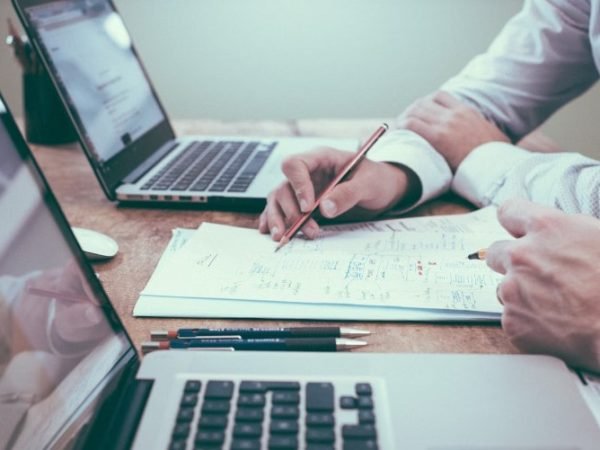 Manfaat Arsip Digital dan Perpustakaan Online di Website Pendidikan