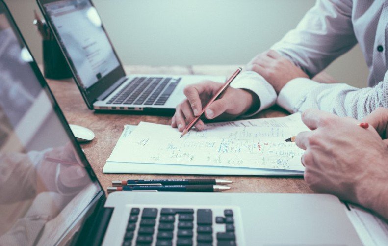 Manfaat Arsip Digital dan Perpustakaan Online di Website Pendidikan